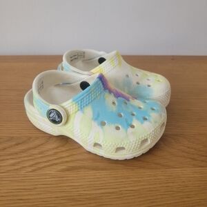 Crocs Tie Dye Pastel Multi Color Clogs Size 6 Toddler Summer Sandal Shoes